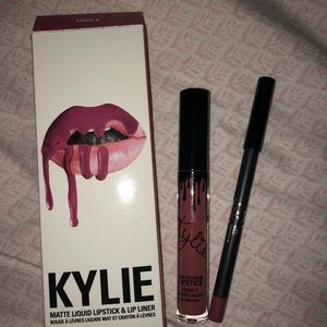 Kylie Cosmetics Lip Kit in Posie K